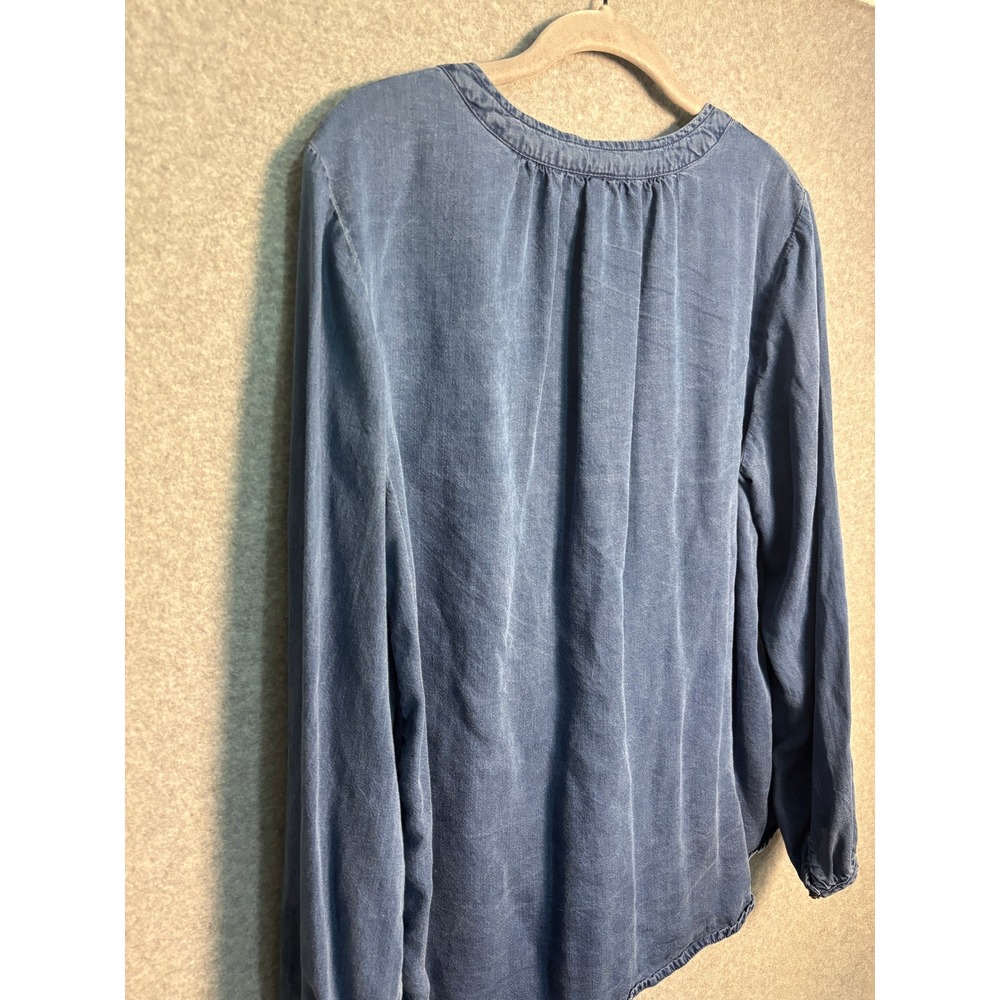 Old Navy Lyocell Peasant Blouse Large Blue Boho Coastal Chambray Top - Picture 7 of 9